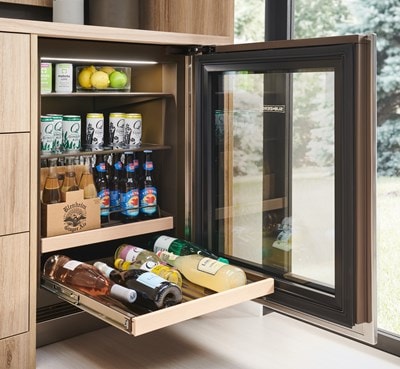 Sub-Zero 24" Designer Undercounter Beverage Center - Panel Ready
