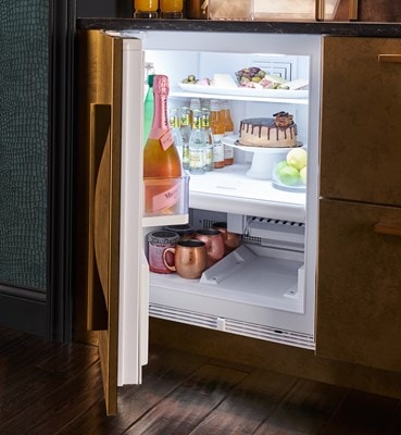 Sub-Zero 24" Designer Undercounter Refrigerator/Freezer with Ice Maker – Panel Ready