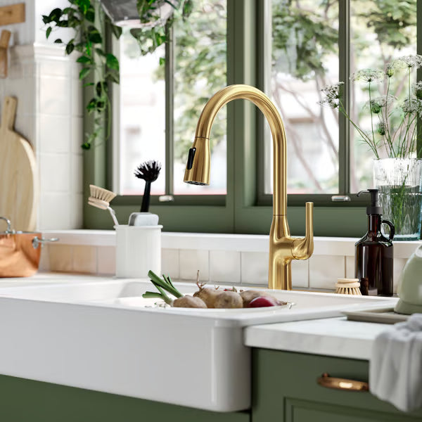 Faucets & Sinks