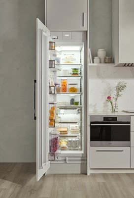 Sub-Zero 24" Designer Column Freezer with Ice Maker - Panel Ready